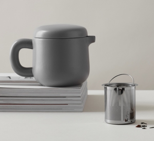Чайник заварочный с ситечком Isabella™ 600 мл. серый Viva Scandinavia
