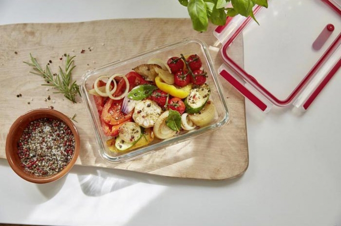 Контейнер прямоугольный, 1,3 л. CLIP&CLOSE GLASS Emsa