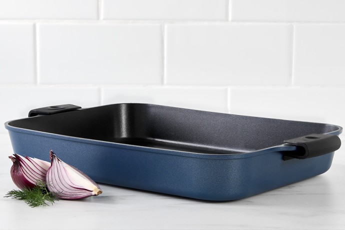 Форма для запекания Agile, синяя, 38x28,5x5,5 см. Maxwell & Williams