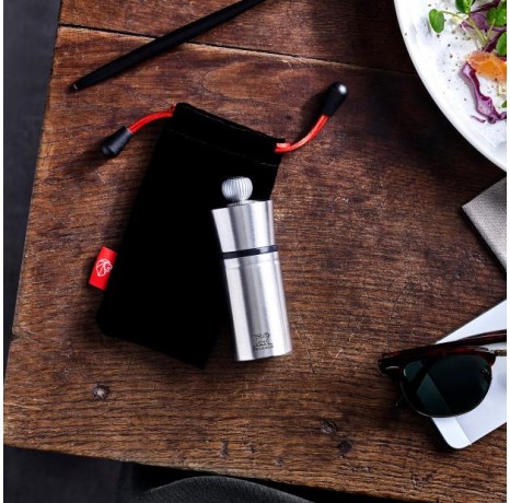 Мельница для перца нержавейка, 10 см. Pocket Peugeot