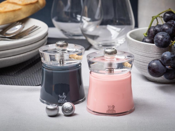 Набор: Мельницы для соли и перца Bali, 8 см. цвет :салатовый и розовый, Peugeot