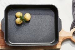 Форма для запекания Agile, чёрная, 38x28,5x5,5 см. Maxwell &amp; Williams