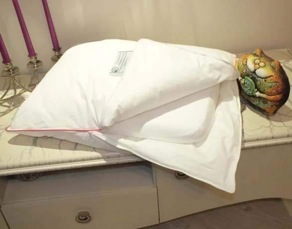 Подушка с ортопедическим эффектом "Дивная Услада" 50х68 (внутри - анатомическая вставка) Natures