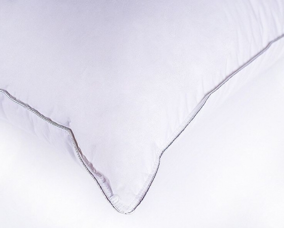 Подушка упругая из гусиного пуха "Серебряная мечта", 50х68 см. Natures