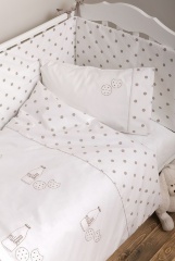 Комплект постельного белья &quot;YUMMY&quot;, 100x140+40х60+130х75х25см. белый/бежевый, Bovi
