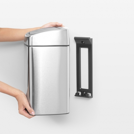 Мусорный бак Brabantia Touch Bin прямоугольный (10л), Стальной матовый (FPP) Brabantia