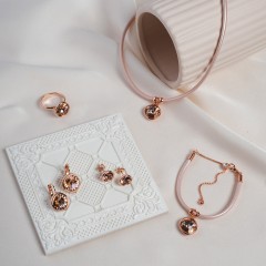 Пусеты Vintage Rose