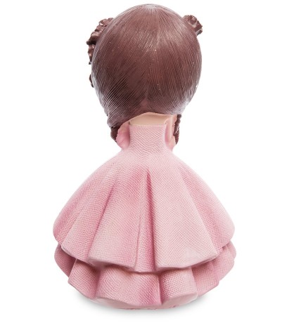 MN-119/4 Фигурка "Девочка с цветочками"