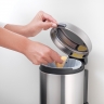 Мусорный бак newIcon настенный (3л), Стальной матовый Brabantia