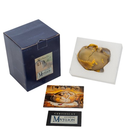 pr-SD03 Фрагмент картины "Геополитический ребенок..." Сальвадора Дали (Museum.Parastone)