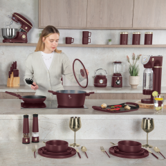 Держатель для бумажных полотенец, матовый бордо, Leonardo Berlinger Haus