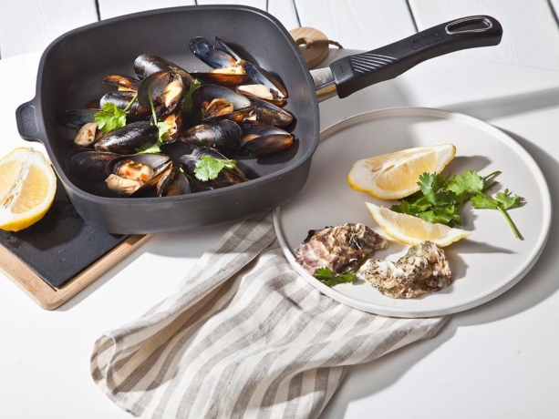 Сковорода индукционная высокая со съемной ручкой, 26x26 см, Gastrolux