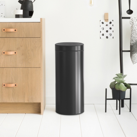 Мусорный бак Touch Bin New (30 л), цвет черный матовый Brabantia