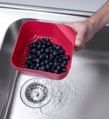 Дуршлаг квадратный малый красный