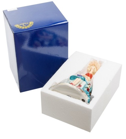 CMS-22/ 6 Фигурка "Девушка" (Pavone)