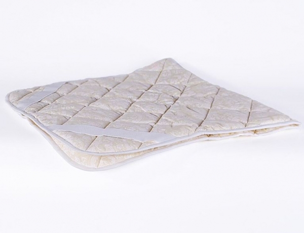 Наматрасник для детей до 3 лет "Забавная овечка" с овечьей шерстью, 60х120 см. Natures