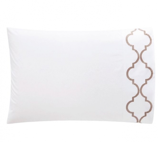 Комплект постельного белья "ROMA", перкаль, 150х210+220x240+50х70 см. белый/золотой, BOVI