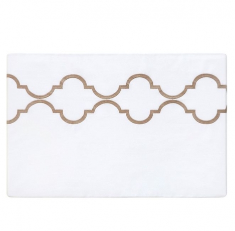 Комплект постельного белья "ROMA", перкаль, 150х210+220x240+50х70 см. белый/золотой, BOVI