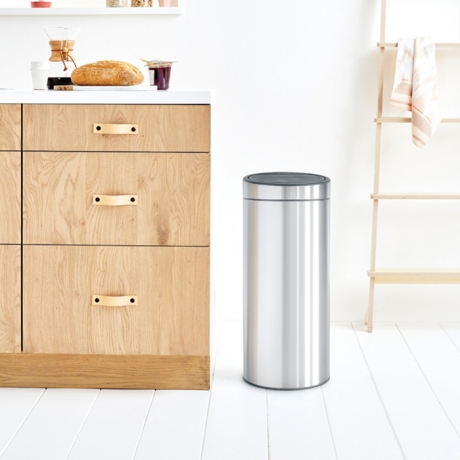 Мусорный бак Touch Bin New (30 л), Стальной матовый Brabantia