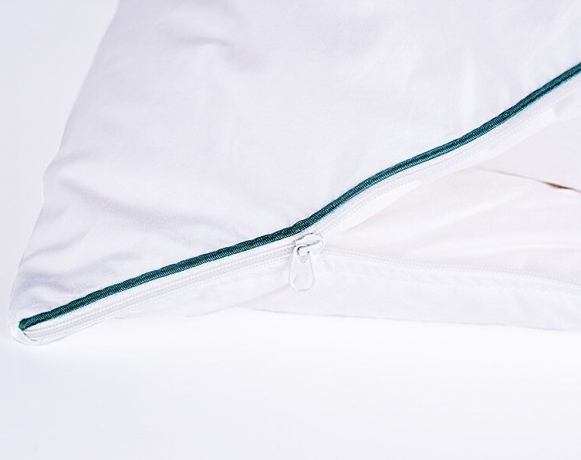 Подушка с анатомическим эффектом "Заботливый сон" 50х68 см. в съемном чехле - гусиный пух, Natures