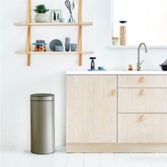 Мусорный бак Touch Bin New (30 л), Платиновый Brabantia