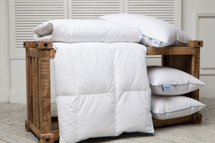 Подушка GRAY FAMILIE DOWN мягкая 50х68