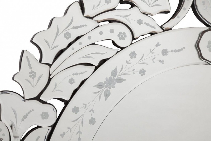 Зеркало круглое венецианское в фигурной раме диаметр 80 см Vendita