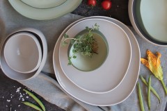 Тарелка закусочная Organica, серая, 22 см. Easy Life