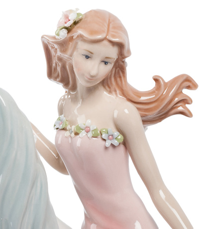 CMS-15/53 Статуэтка "Девушка" (Pavone)