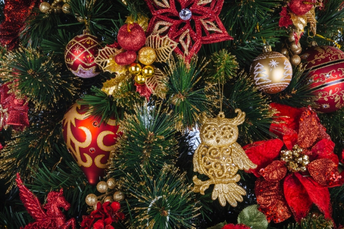 Елка "Фантазия" с украшениями, высота 240 см.