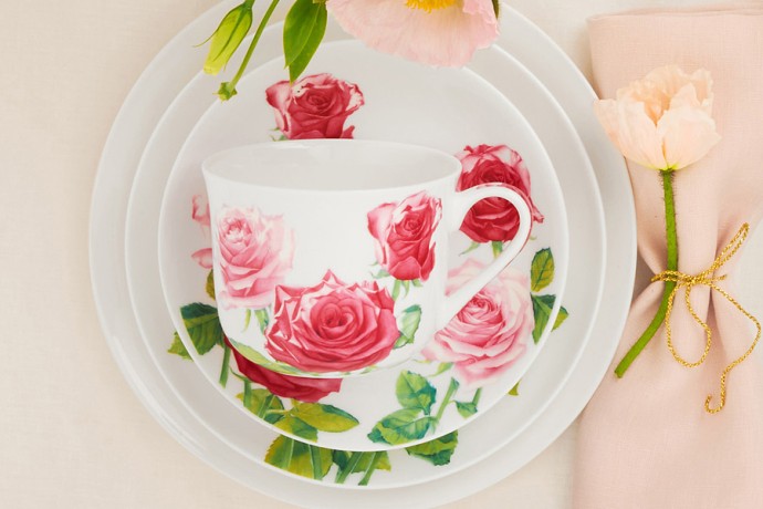 Чашка с блюдцем Розы, 0,48 л. Maxwell & Williams