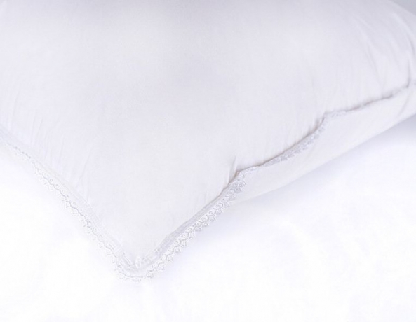 Подушка средняя из белого гусиного пуха "Идеальное приданое", 50х68 см. Natures