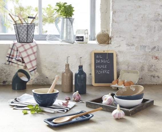 Бутылка для масла и уксуса. гранат, Emile Henry