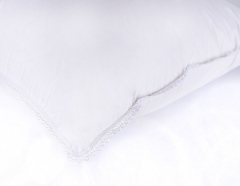 Подушка упругая из белого гусиного пуха с внутренним ядром "Идеальное приданое", 50х68 см. Natures