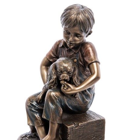 WS-955 Статуэтка "Мальчик с собакой"