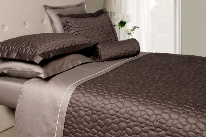 Покрывало сатиновое "STONE" Bovi, 240х260 см. шоколадный