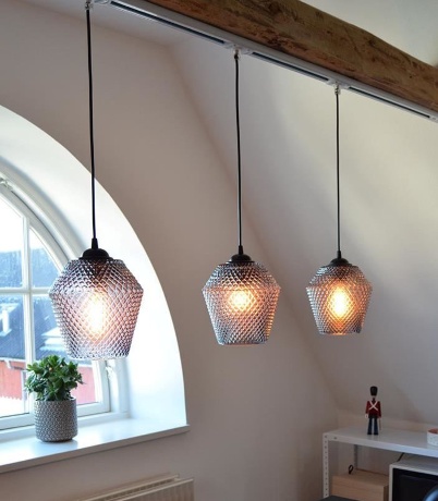 Подвесной светильник NOBB Edgy Ø17 см. дымчатый, Halo Design