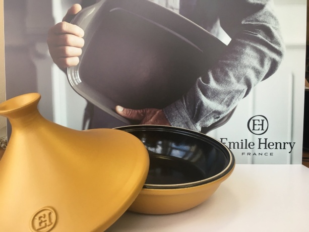 Тажин керамический золотой, 2 л. 27 см. лимитированный выпуск, Emile Henry
