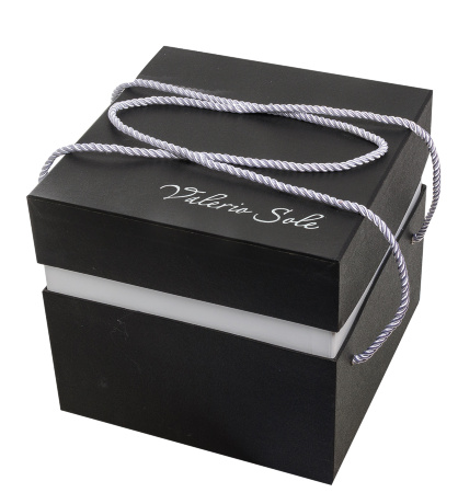 VS-325 Статуэтка "Леди с голубем"