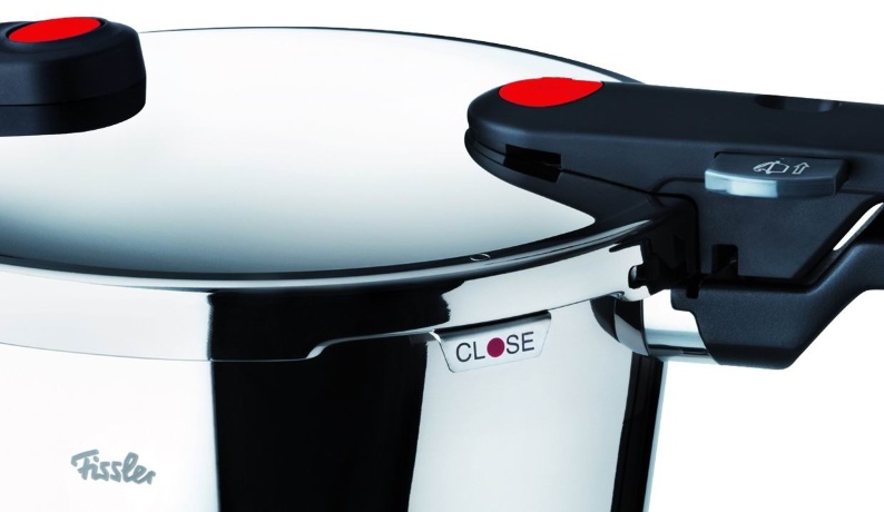 Скороварка Fissler, серия Vitaquick red, 4,5 л., 22 см.