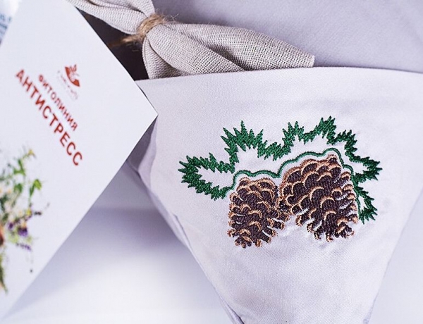 Подушка упругая из Фитолинии "Кедровая сила", 50х68, в комплекте ароматное саше из пленки кедрового ореха, Natures