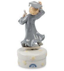 CMS-21/ 5 Муз. статуэтка "Выпускница" (Pavone)