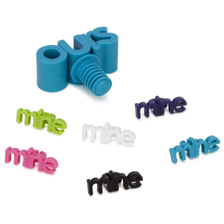 Пробка для бутылки и маркеры для бокалов Ours&mine