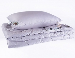 Подушка упругая из Фитолинии "Кедровая сила", 68х68 см. в комплекте ароматное саше из пленки кедрового ореха, Natures