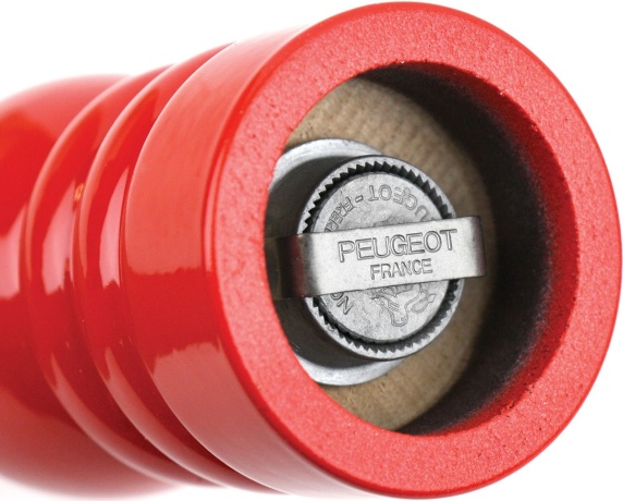 Мельница для перца 18 см, красный лак, дерево, Paris Peugeot