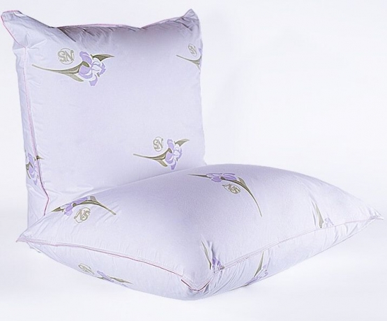 Подушка средняя из элитного гусиного пуха "Царственный Ирис", 68х68 см. Natures