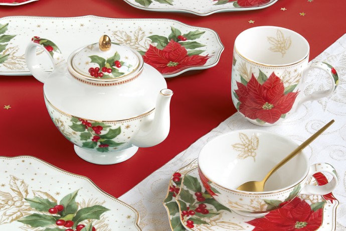 Кружка Пуансеттия и ягоды, 0,35 л. Easy Life