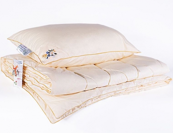 Одеяло всесезонное из Фитолинии "Цветочное разнотравье" 150х200, с бамбуком, в комплекте ароматное саше из лекарственных трав, Natures