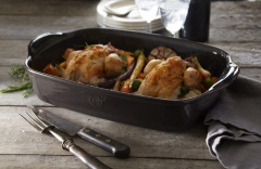 Большая прямоугольная форма для запекания Emile Henry, 42x27 см., 4,45 л. гранат