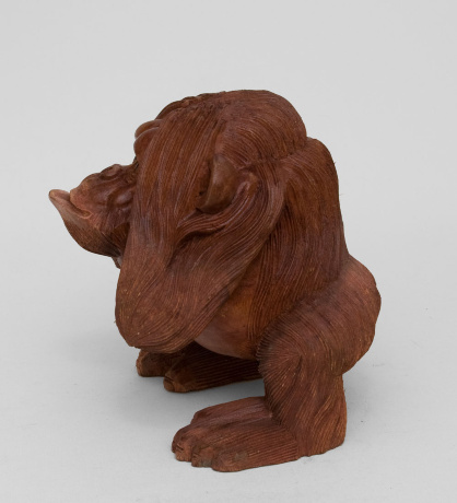 15-071 Статуэтка "Обезьяна - "Не слышу" 20 см суар